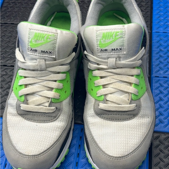 Nike Airmax 90 like new - Picture 3 of 4
